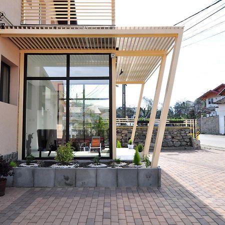 Pensiunea Prestige House Curtea de Argeş Exterior foto