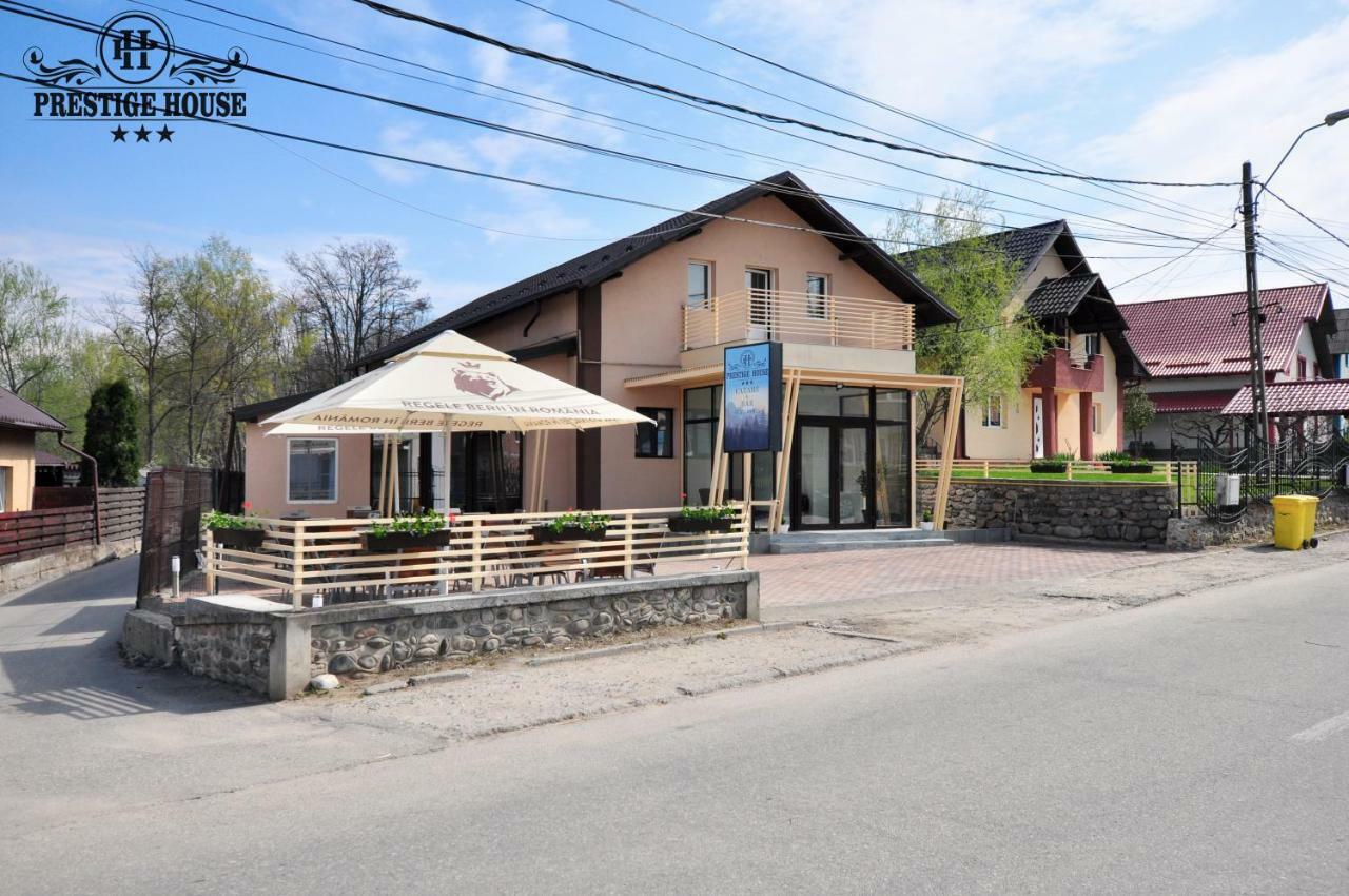 Pensiunea Prestige House Curtea de Argeş Exterior foto
